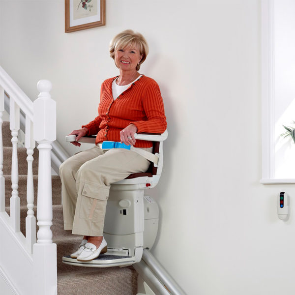 1000 Straight Stairlift Heavy Duty